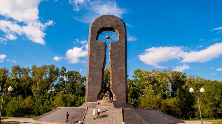 Семей полигонының жабылу күніне орай қазақстандықтар көмек алады