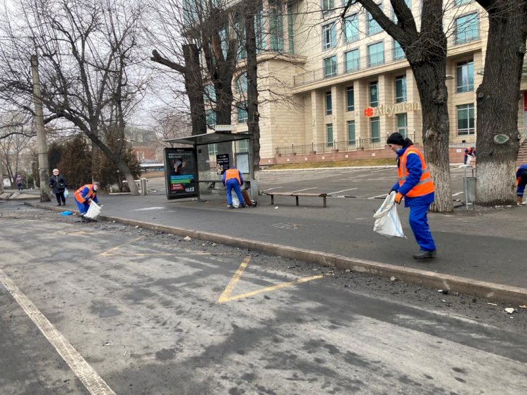 Алматылықтар тазалық жұмыстарына кірісіп кетті