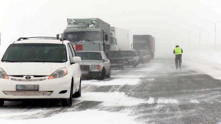 Еліміздің 6 өңірінде жолдар жабылды