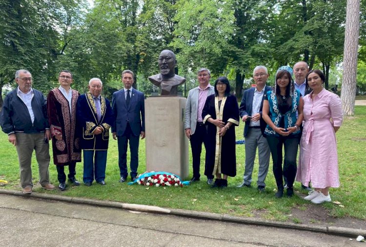 Еуропа қазақтарының кездесу-құрылтайы өтуде