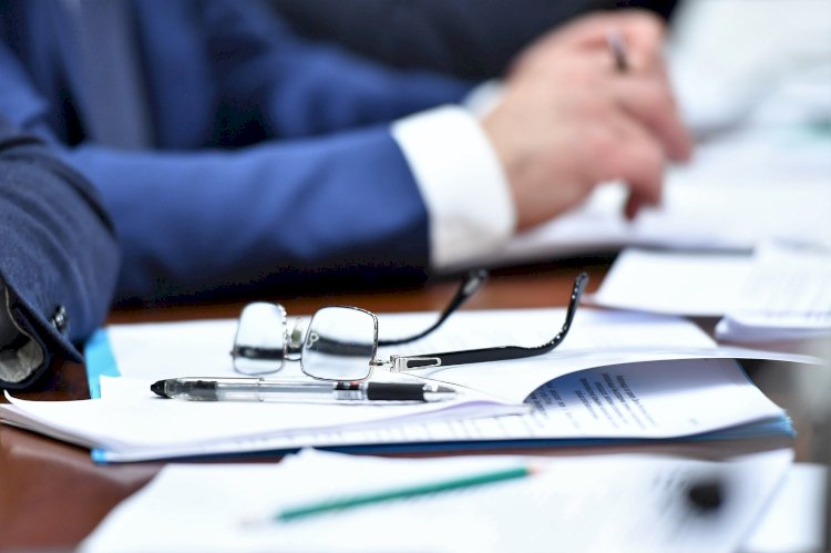 Мегаполистер мен облыс басшылары тиісті әкім тағайындалғанға дейін өз қызметінде қалады