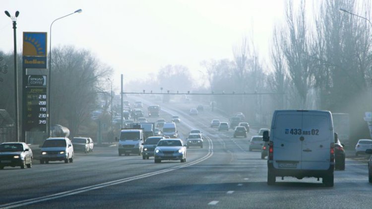 Елдегі жеңіл автокөліктердің тең жартысына жуығының мерзімі 20 жылдан асқан