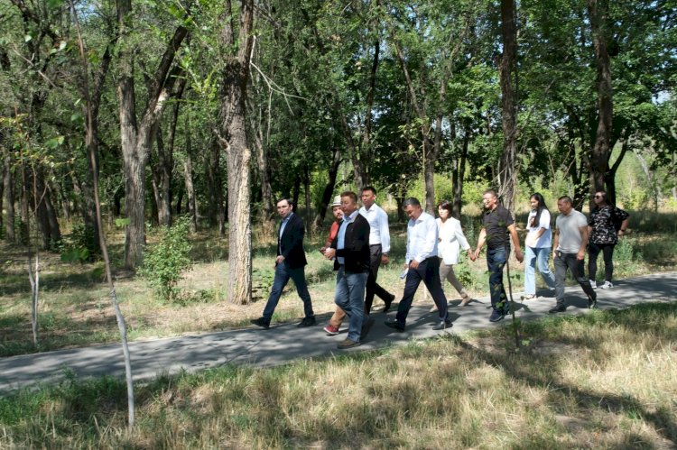 Байсейітова көшесіндегі скверді реконструкциялау аяқталды