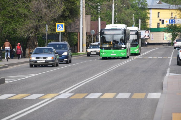 Алматыда  қоғамдық көлікпен жүру қаржы жағынан тиімді