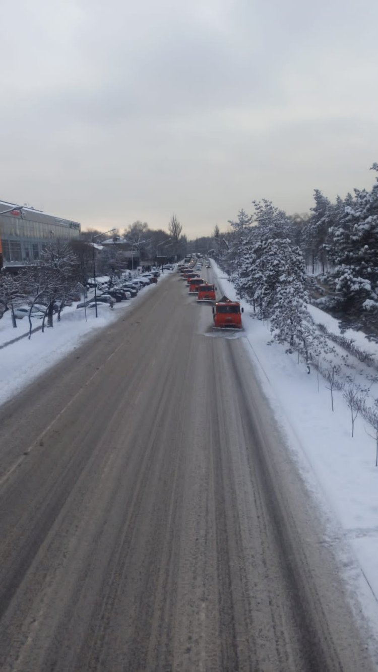 Алматының коммуналдық қызметі күшейтілген жұмыс режиміне ауыстырылды