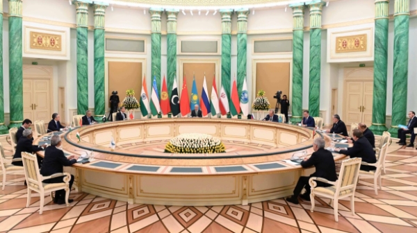 Президент Қасым-Жомарт Тоқаев ШЫҰ-ға мүше мемлекеттердің Сыртқы істер министрлерімен кездесу өткізді