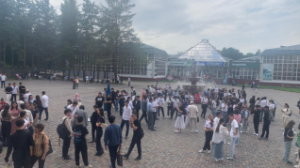 «Сіз Glovосыз ба?..»