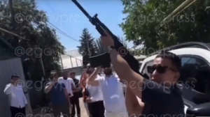 Тойда аспанға оқ атқандар іздестіріліп жатыр