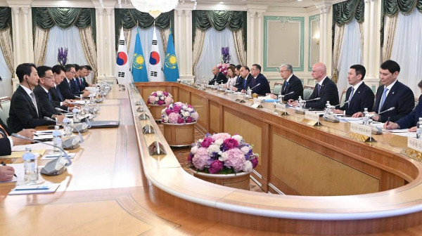 Мемлекет басшысы Корея Республикасының Президентімен кеңейтілген құрамда келіссөз жүргізді 