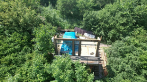 Алматының тау бөктерінде үш бірдей заңсыз нысан сүрілді