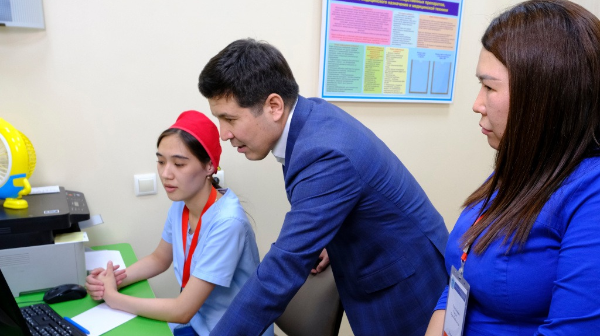 Медициналық сақтандыру қорының басшысы Алматы қаласының медицина қоғамдастығымен кездесті