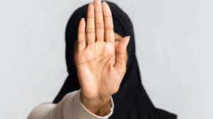 Тәжікстанда хиджаб киюге тыйым салынды