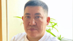 БАЛАЛАРДАҒЫ СКОЛИОЗ: СЕБЕПТЕРІ, БЕЛГІЛЕРІ, ЕМІ