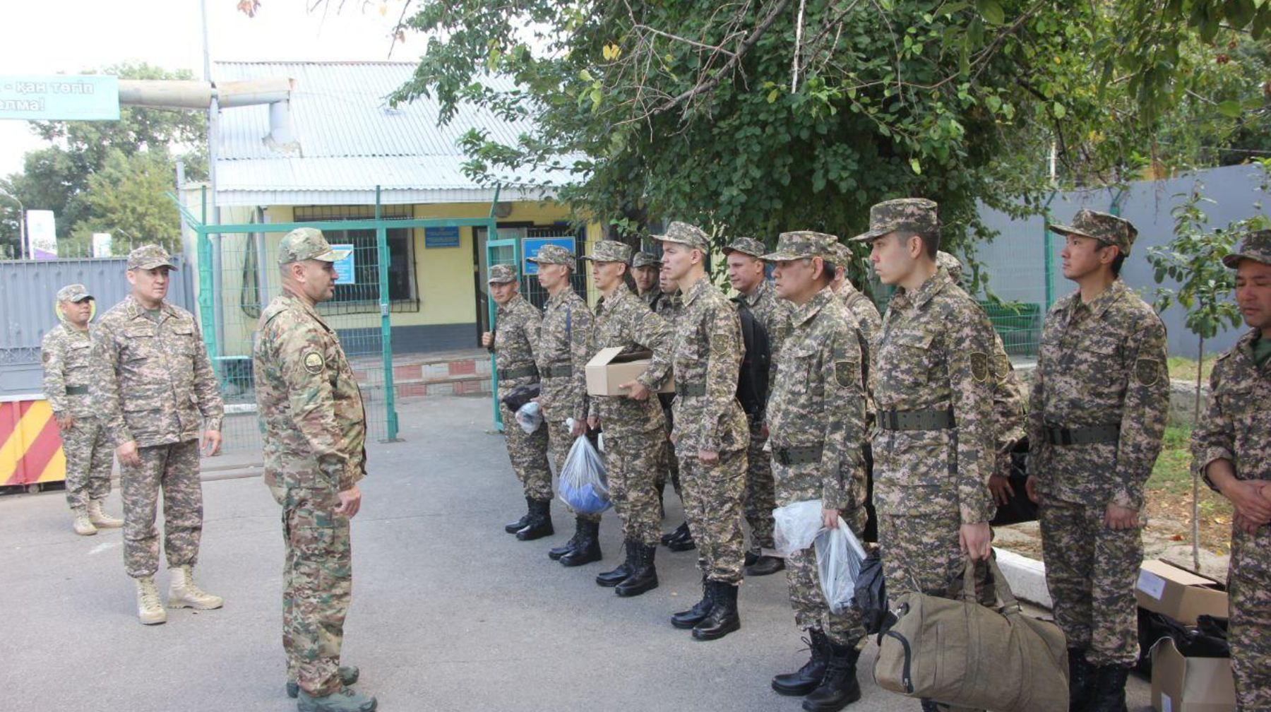 Алматыда әскери міндеттілер үшін жиындар өтуде