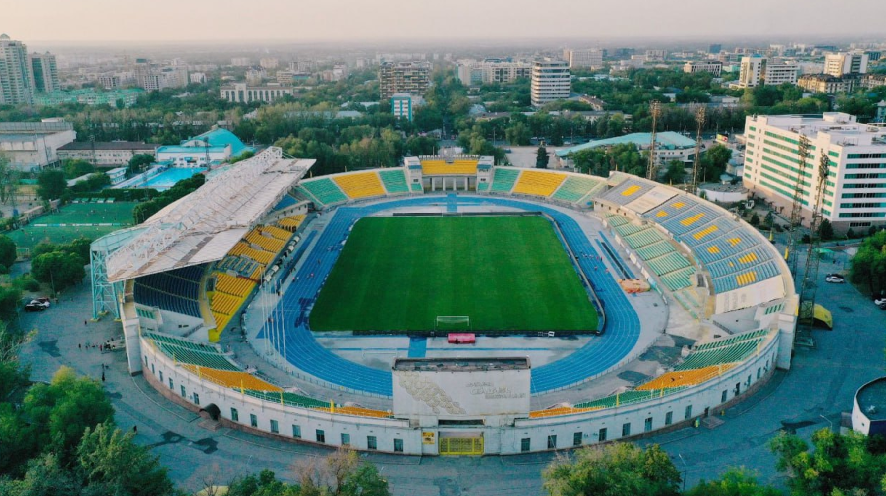 Алматыда 12 желтоқсанда Абай даңғылы мен Сәтбаев көшесінде қозғалыс шектеледі