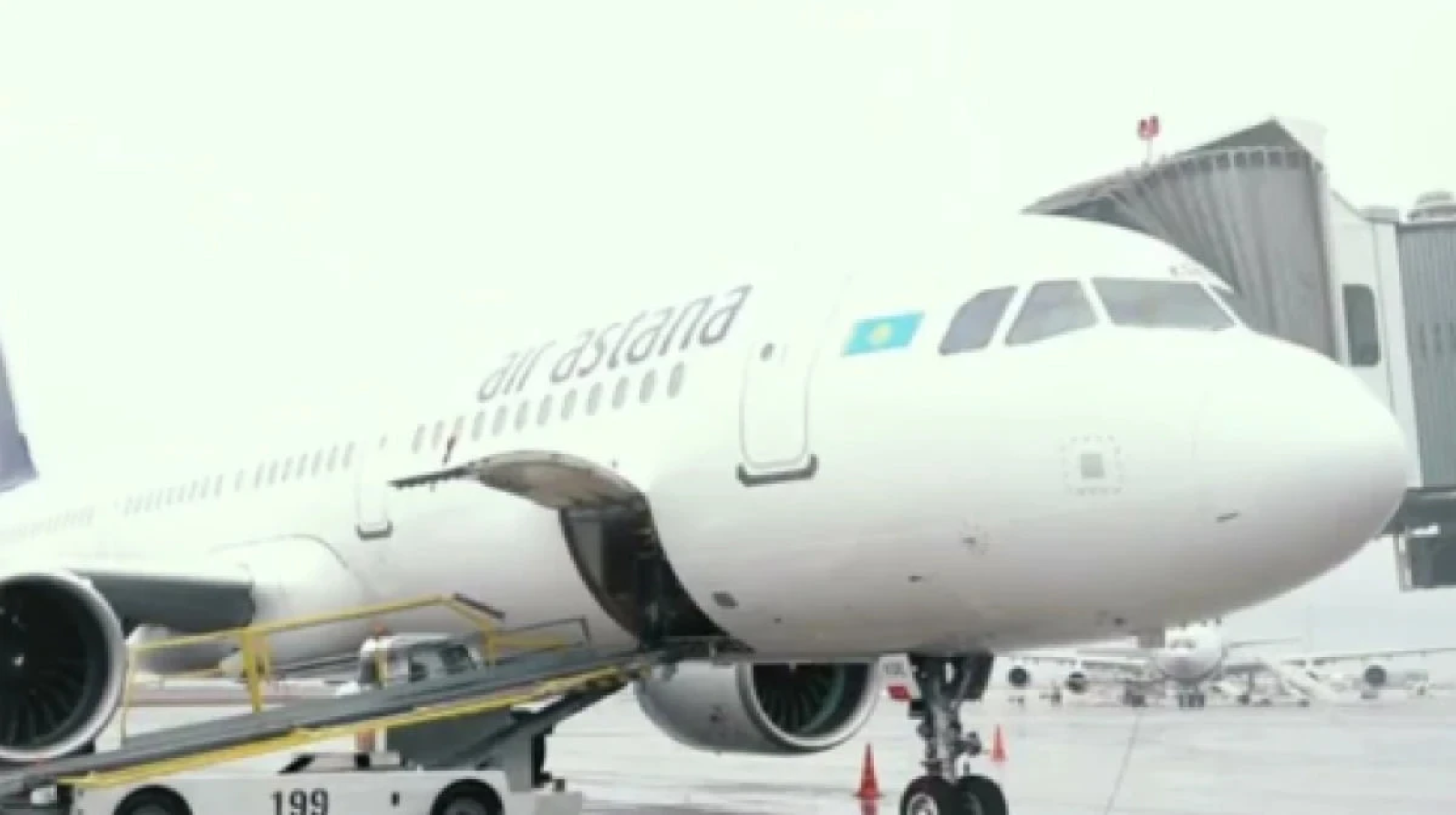 Air Astana ұшағы ақауға байланысты Ақтау әуежайына шұғыл қонды