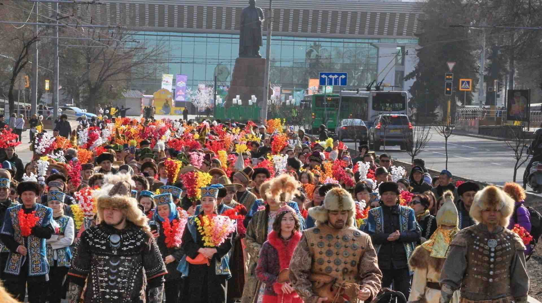 Алматылықтар Наурыз мерекесін ерекше атап өтуде