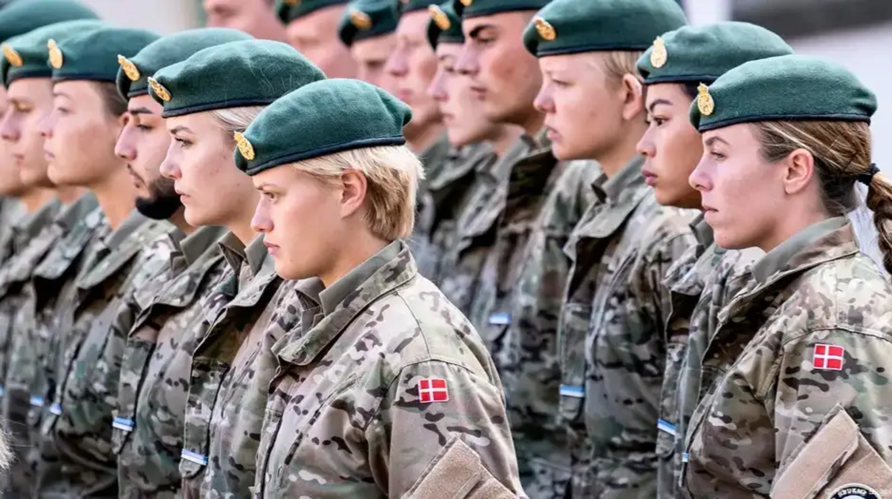 Әйелдер де әскери борышын өтеуге міндеттелді