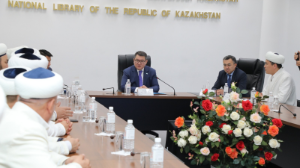 Президент кеңесшісі Мәлік Отарбаев Алматыда  дін өкілдерімен кездесті
