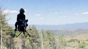 Польшада ұшатын мотоцикл таныстырылды