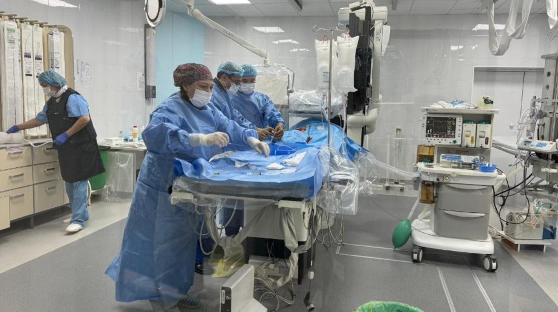 باياناۋل اۋىلىنىڭ تۇرعىنىن دارىگەرلەر مي تامىرىنىڭ جارىلۋىنان ساقتاپ قالدى 