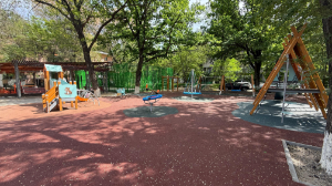  31 қоғамдық кеңістік, 16 аула және Қарасу көлі ...