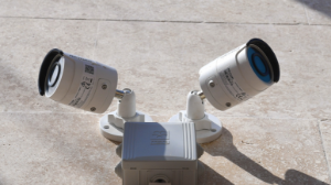 اسكەري بولىمدەردە جاساندى ينتەللەكتى بار كامەرالار ورناتىلۋدا