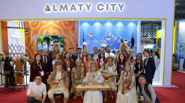 Almatyǵa týrıserdi tartý maqsatynda Shanhaıda 30-dan astam kelisimge qol qoıyldy
