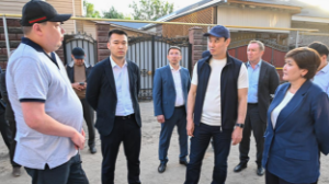 Дархан Сатыбалды Жетісу ауданындағы жолайрықты кешіктірмей пайдалануға беруді міндеттеді