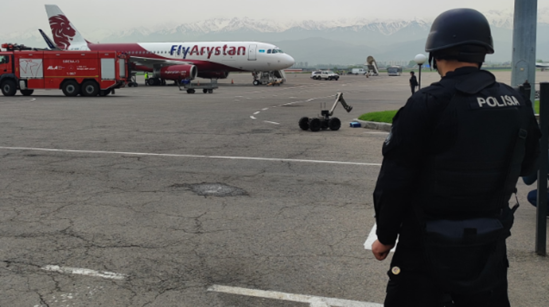 Áýejaıdaǵy qaýipsizdik: orynsyz sózder men «ázilder» úshin jaýapkershilik bar