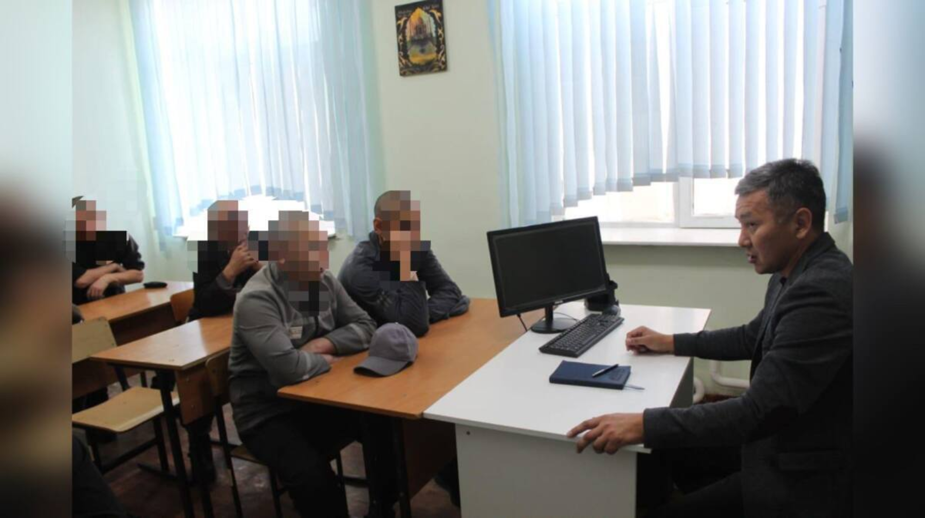 Sottalǵandarǵa terorızm men ekstremızmge qarsy kúres týraly dáris ótkizildi