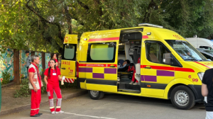 Мереке қауіпсіз қолда: дәрігерлер көрермендердің жағдайын қадағалап жүр