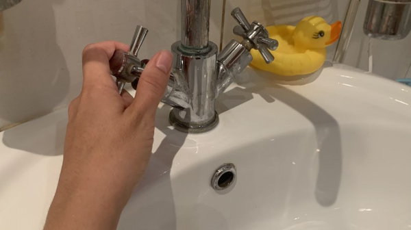 Almatynyń birneshe aýdanynda bir táýlik sýyq sý bolmaıdy