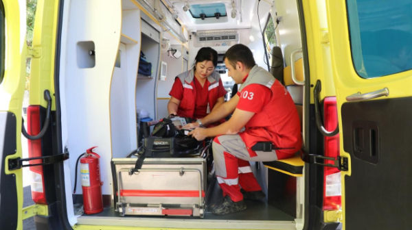 Almatyda alǵashqy Sıfrlyq medısına ortalyǵy ashylyp, úsh medısınalyq uıym jańartyldy