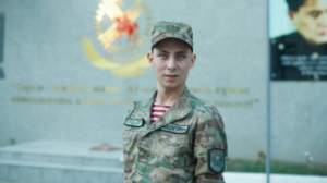 Ұлттық ұлан сарбазы бес тіл біледі