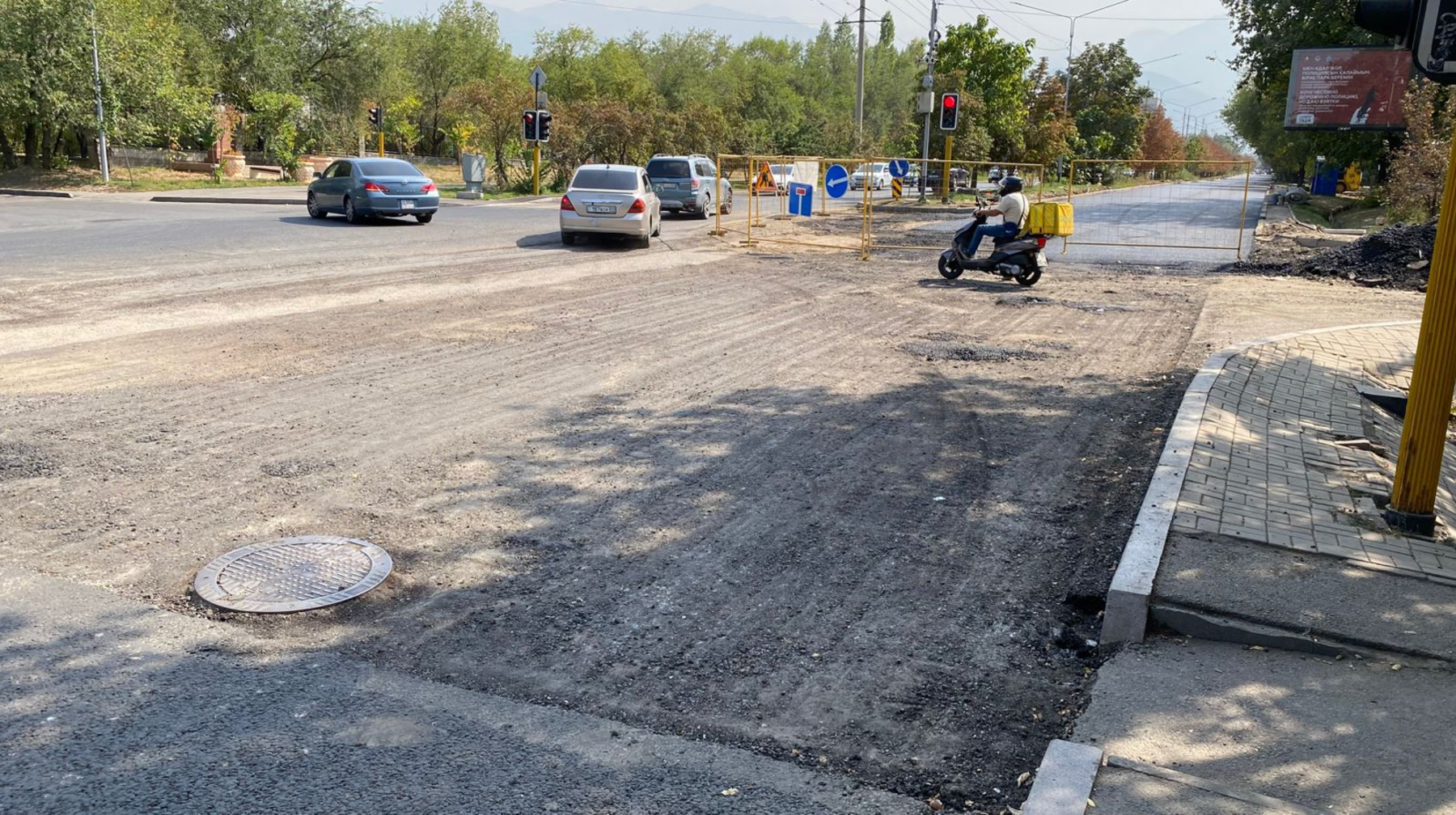 Almaty ákimi jer qazý jumystaryn aıaqtap, jol sapasyna baqylaý kúsheıtýdi talap etti