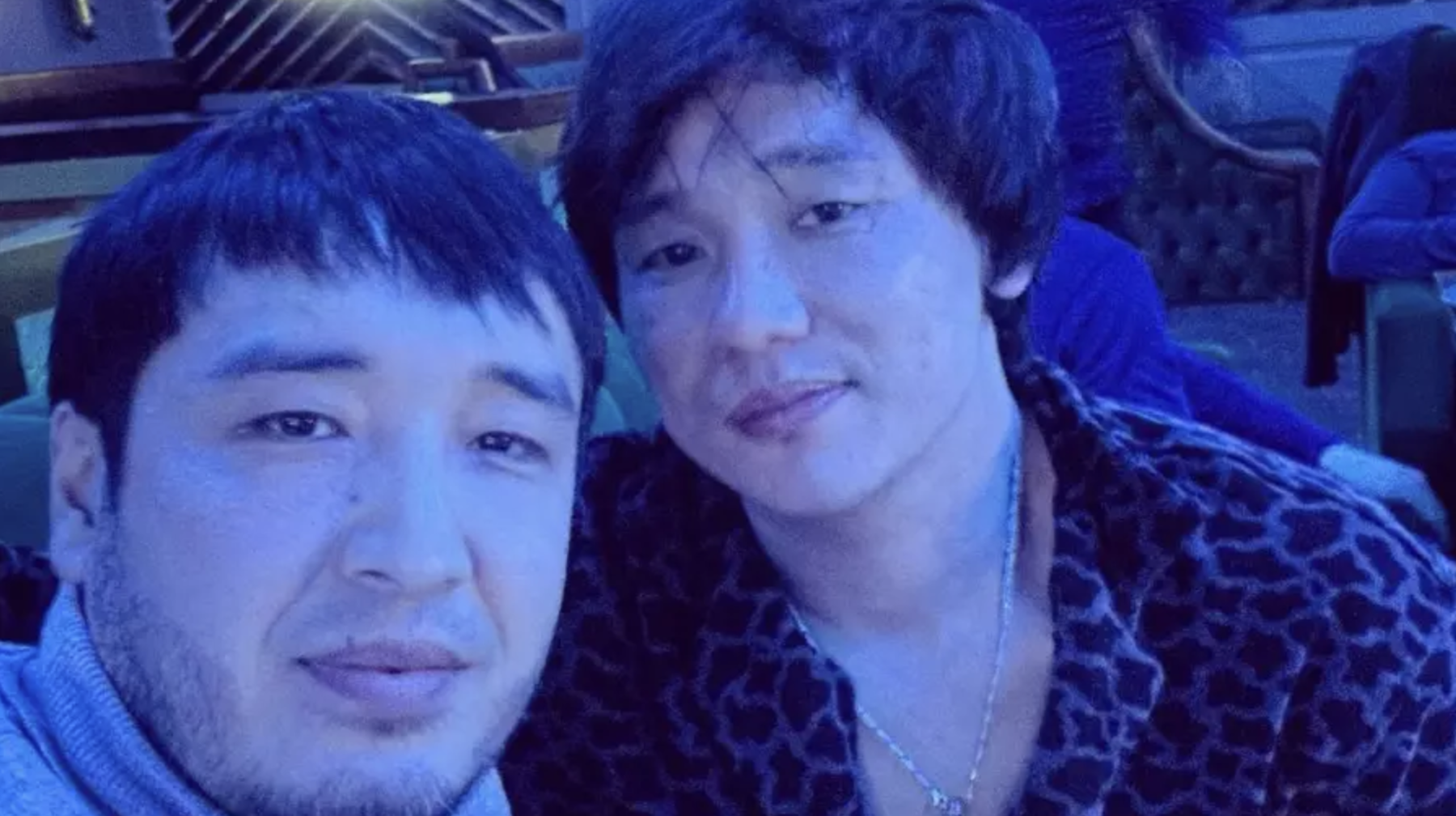Syrym Isabaev pen Qaırat Nurtastyń aralaspaı ketýiniń sebebi nede? Ánshi ashyp aıtty