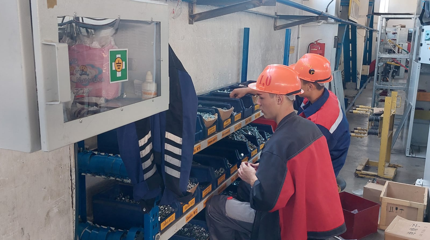 Almaty suranysqa ıe tehnıkalyq mamandardy daıarlap jatyr  