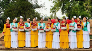 Алматыда тұрғындар мен қонақтарға алма ұсынылды