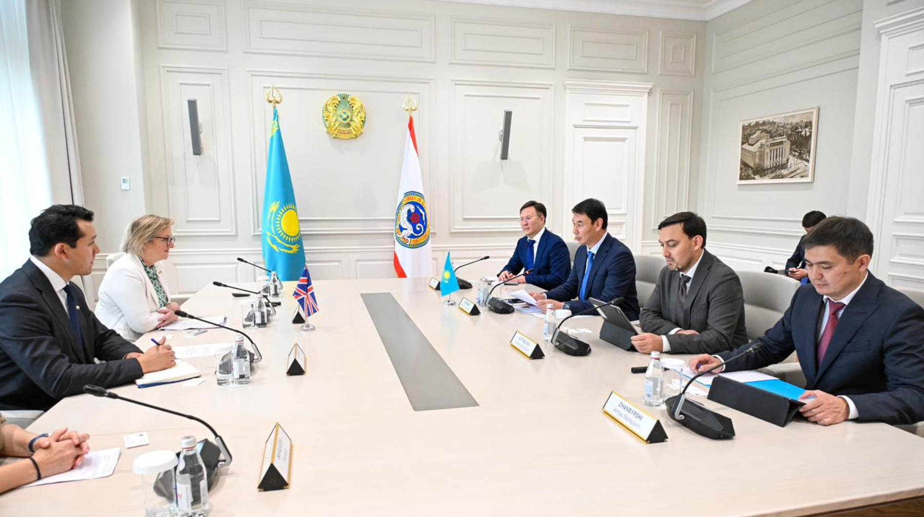 Almaty men Ulybrıtanıa damýdyń negizgi salalarynda yntymaqtastyqty nyǵaıtyp jatyr