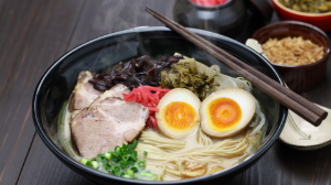  Рамен жеуге деген шектен тыс әуестік қауіпті - зерттеу