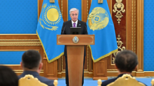 Президент Тоқаев ұстаздарды құттықтап, бір топ ұстазды мемлекеттік наградалармен марапаттады