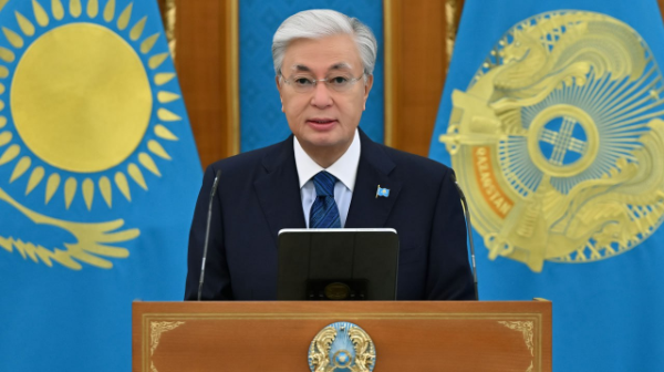Тоқаев бюджеттен бөлінетін ақшаға алақан жайып отыратын спорт басшыларын сынға алды
