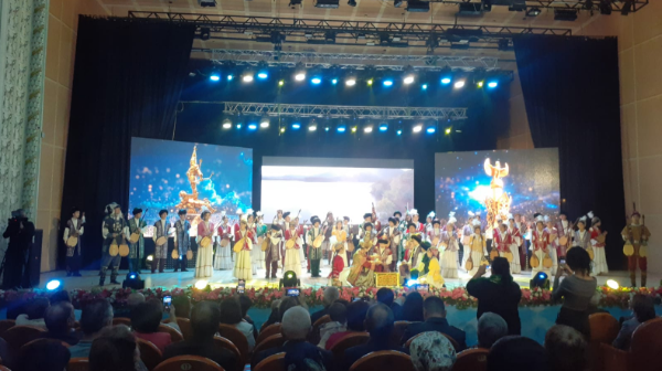 Jambyl atyndaǵy Qazaq memlekettik fılarmonıada  Respýblıka kúnine arnalǵan saltanatty jıyn men merekelik konsert ótti