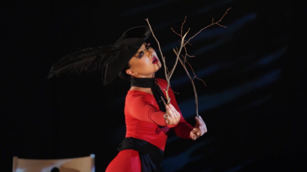 Өткенді ұмыт, жаңа өмірге қадам бас! «Шие бағы» спектаклінің премьерасы өтті 