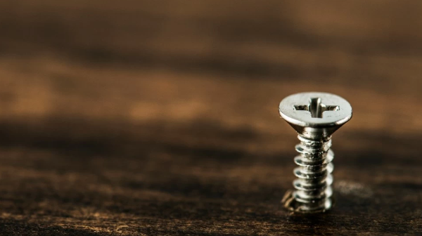 Түркістанда бір жасар бала шеге жұтып қойған