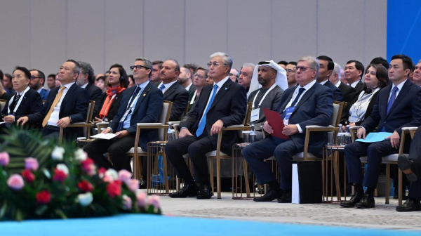 Prezıdenttiń qatysýymen bilim jáne ǵylym salasyndaǵy strategıalyq seriktesterdiń halyqaralyq forýmy ótti