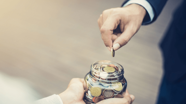 قازاقستاننىڭ ەڭ داۋلەتتى ادامدارى قايىرىمدىلىققا قانشا قارجى جۇمسايدى؟ 