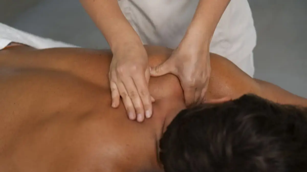 Атырауда боди-массаж сеансына барған ер адам көз жұмды