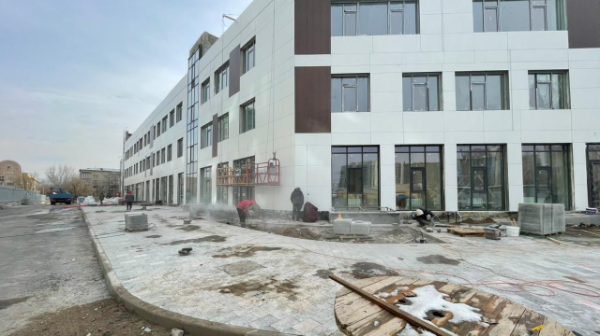 Алматының Бостандық ауданында жаңа емхананың құрылысы аяқталуға жақын